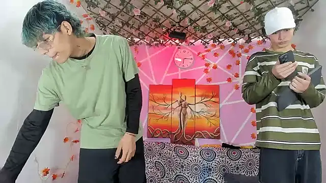 Fresahot2005 online show from December 2, 2:01 pm