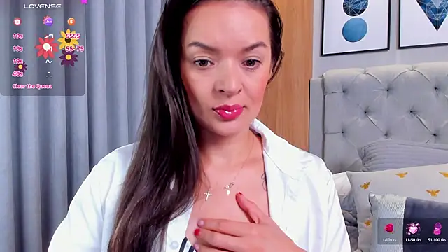 Snapshot of lennabell chatting on October 2, 4:14 pm lennabell online show from October 2, 4:14 pm