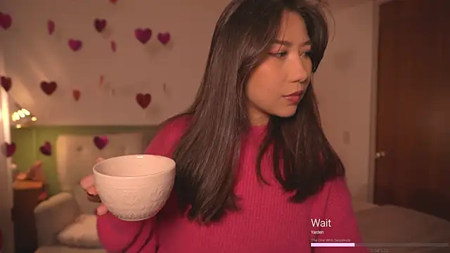 Aimilayne online show from February 14, 4:48 pm