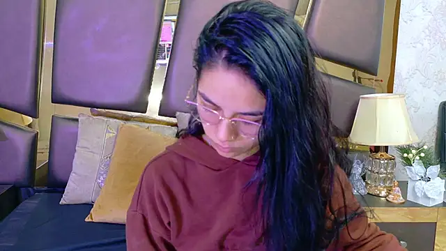 NicoleEsposito online show from February 21, 12:39 pm