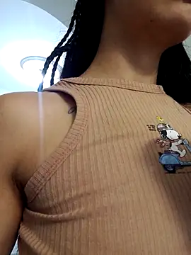 NicoleEsposito online show from March 17, 12:41 pm