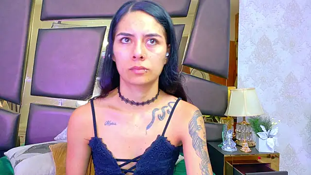 NicoleEsposito online show from April 6, 12:50 pm