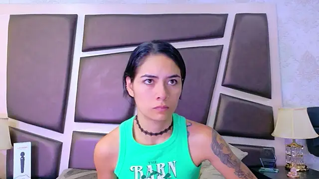 NicoleEsposito online show from June 18, 1:48 pm