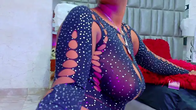 AlisonJaimes online show from November 4, 1:43 pm