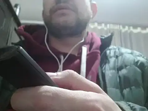 camiloking1720 online show from December 15, 8:30 am