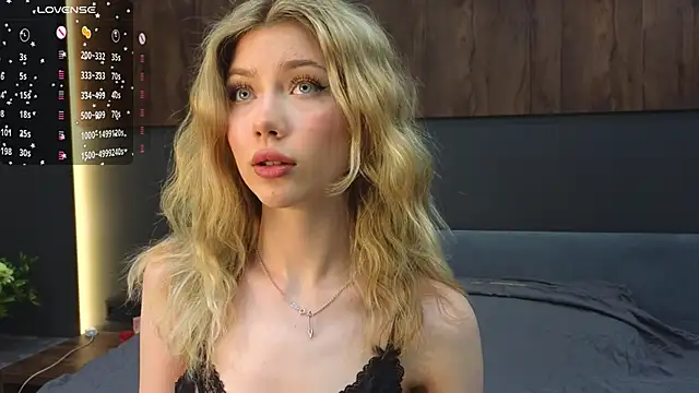 Rainaslater online show from February 21, 8:49 pm