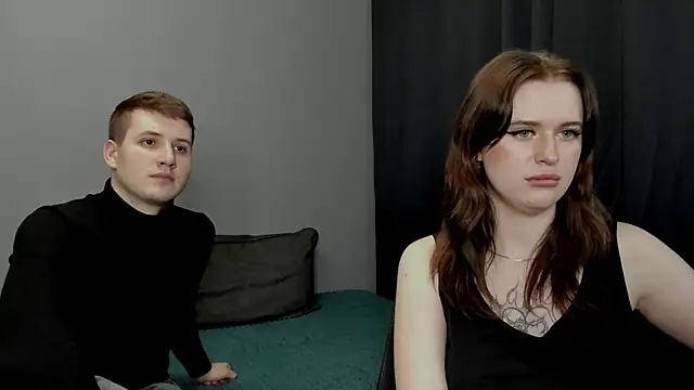 Pinku kitsune online show from December 30, 4:19 pm