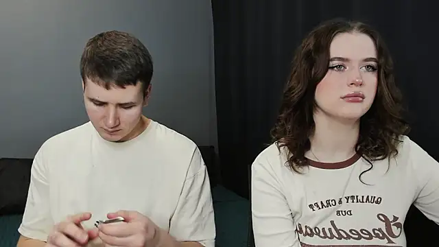 Pinku kitsune online show from February 23, 2:40 am