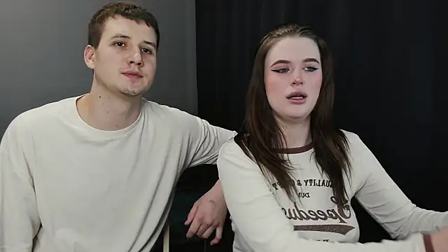 Pinku kitsune online show from March 4, 10:46 am