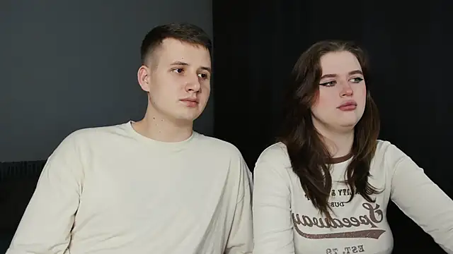 Pinku kitsune online show from March 20, 9:02 pm