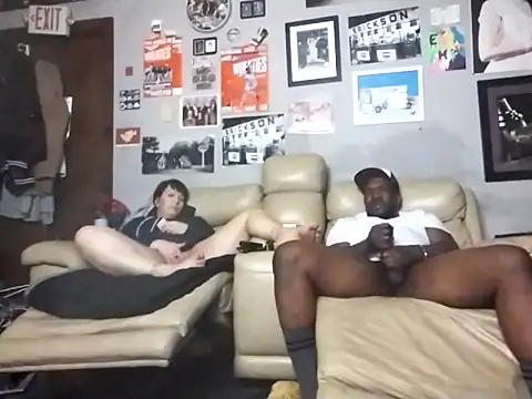 nora lane online show from February 10, 7:07 pm