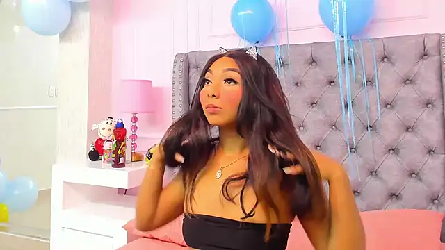 Snapshot of HaileeRoberts chatting on September 30, 12:43 pm HaileeRoberts online show from September 30, 12:43 pm