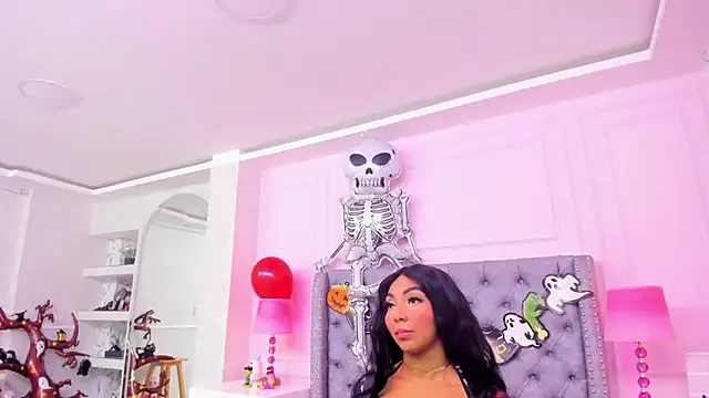 Snapshot of HaileeRoberts chatting on October 22, 12:38 pm HaileeRoberts online show from October 22, 12:38 pm