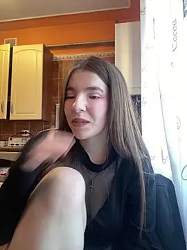 Snapshot of RoseMe_ chatting on March 6, 11:58 am RoseMe online show from March 6, 11:58 am