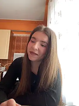 Snapshot of RoseMe_ chatting on March 12, 11:31 am RoseMe online show from March 12, 11:31 am