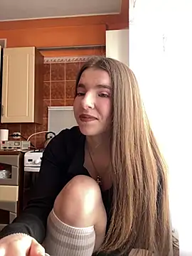 Snapshot of RoseMe_ chatting on March 13, 11:19 am RoseMe online show from March 13, 11:19 am