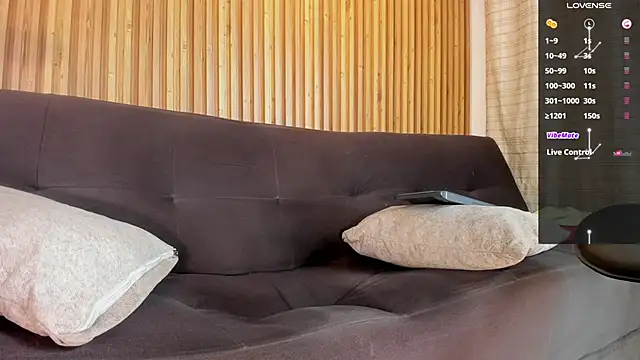 Snapshot of JhonBlacke chatting on February 21, 5:19 am JhonBlacke online show from February 21, 5:19 am