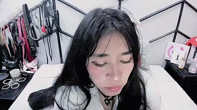 Snapshot of AlanaLuck chatting on March 21, 6:55 pm AlanaLuck online show from March 21, 6:55 pm