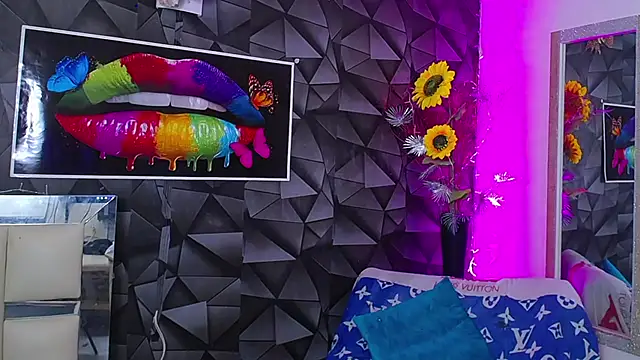 Snapshot of Demitryo chatting on January 7, 11:26 am Demitryo online show from January 7, 11:26 am