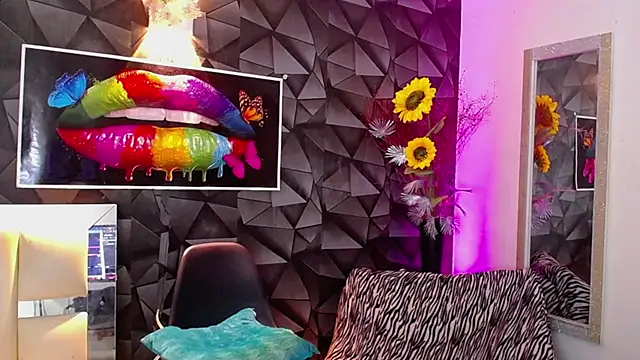 Snapshot of Demitryo chatting on January 21, 7:04 am Demitryo online show from January 21, 7:04 am