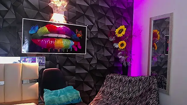 Snapshot of Demitryo chatting on January 23, 9:08 am Demitryo online show from January 23, 9:08 am