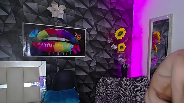 Snapshot of Demitryo chatting on January 29, 10:16 am Demitryo online show from January 29, 10:16 am