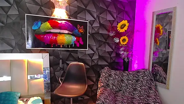 Snapshot of Demitryo chatting on January 30, 7:29 am Demitryo online show from January 30, 7:29 am