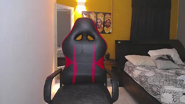 Snapshot of Demitryo chatting on February 7, 3:12 am Demitryo online show from February 7, 3:12 am