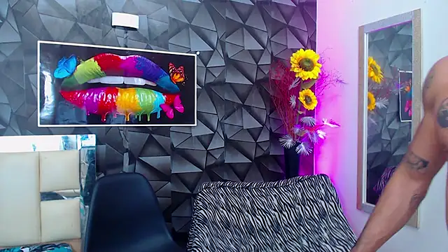 Snapshot of Demitryo chatting on February 27, 7:34 am Demitryo online show from February 27, 7:34 am