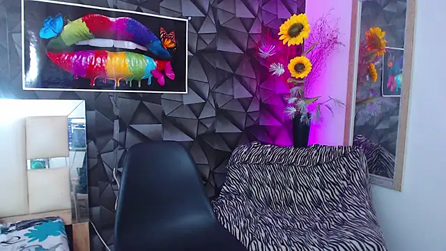 Snapshot of Demitryo chatting on March 11, 2:43 am Demitryo online show from March 11, 2:43 am