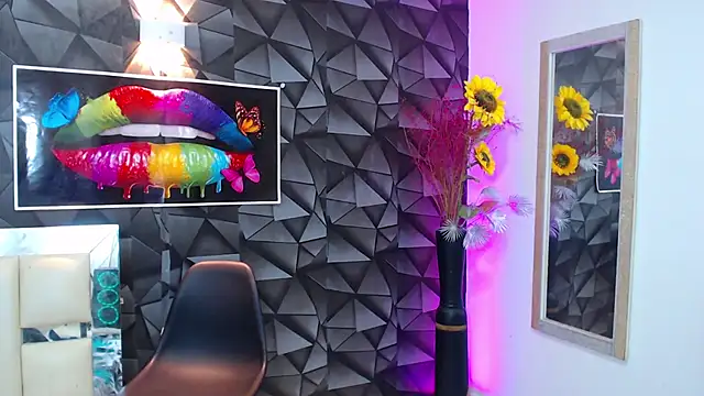 Snapshot of Demitryo chatting on March 17, 6:29 am Demitryo online show from March 17, 6:29 am