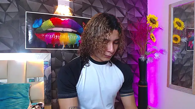 Snapshot of Demitryo chatting on March 18, 3:09 am Demitryo online show from March 18, 3:09 am