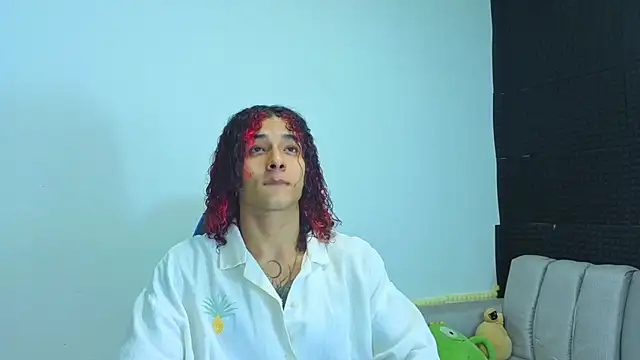 Snapshot of Demitryo chatting on September 13, 3:06 am Demitryo online show from September 13, 3:06 am