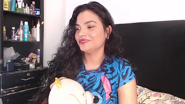 lolaa staars online show from February 28, 3:26 am