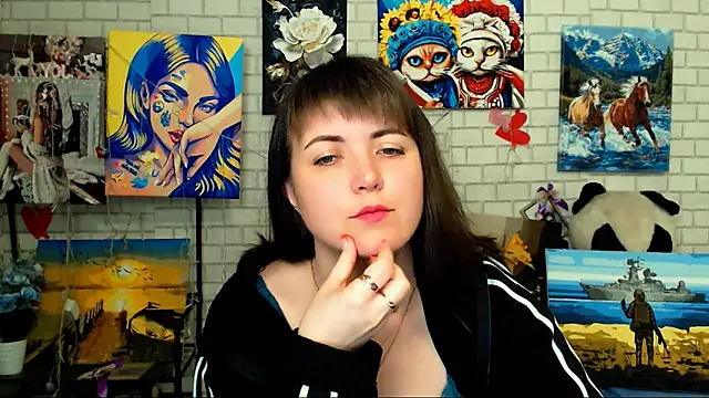 Snapshot of Darina_M_ chatting on April 9, 6:19 am Darina M online show from April 9, 6:19 am