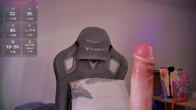 Snapshot of mariel_a_gold chatting on March 2, 5:12 am mariel a gold online show from March 2, 5:12 am