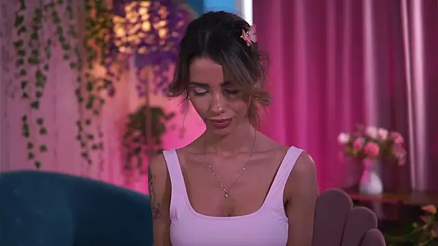 TheAyana online show from November 18, 11:25 am