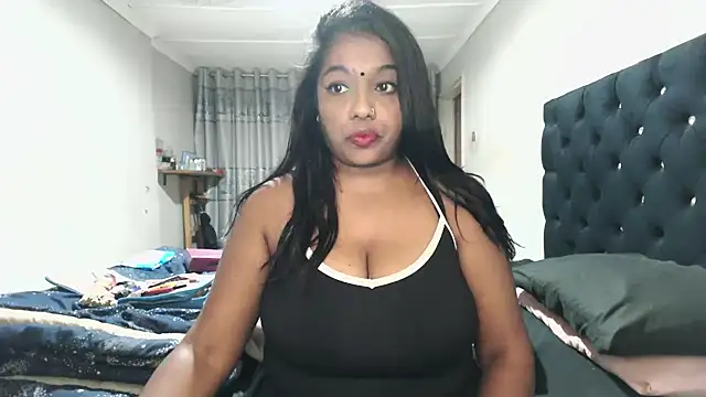 Indianmayaxoxo online show from May 9, 3:28 pm