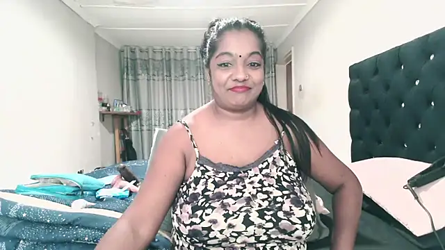 Indianmayaxoxo online show from May 12, 7:05 am