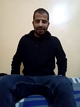 Snapshot of Bisex_activ19 chatting on December 7, 4:36 pm Bisex activ19 online show from December 7, 4:36 pm