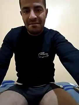 Snapshot of Bisex_activ19 chatting on December 17, 8:01 am Bisex activ19 online show from December 17, 8:01 am