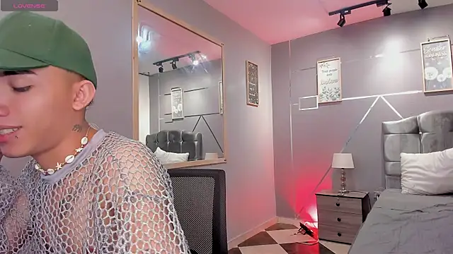 Snapshot of Micaela_Rangel chatting on March 17, 3:14 am Micaela Rangel online show from March 17, 3:14 am