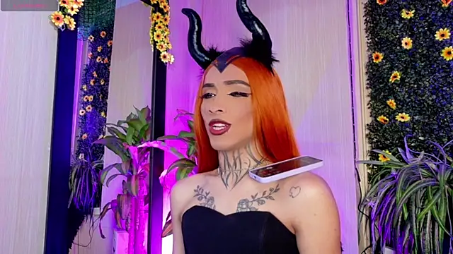 Snapshot of Micaela_Rangel chatting on October 26, 1:44 am Micaela Rangel online show from October 26, 1:44 am