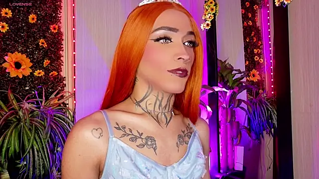 Snapshot of Micaela_Rangel chatting on October 28, 3:32 am Micaela Rangel online show from October 28, 3:32 am