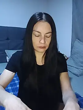Snapshot of renata_hot1 chatting on July 17, 12:39 am renata hot1 online show from July 17, 12:39 am