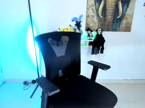 nairobbits online show from October 13, 2:22 am