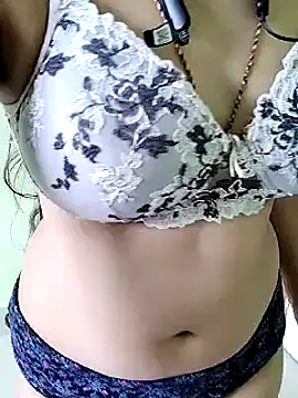 Snapshot of Rani_Desai69 chatting on December 22, 7:22 am Rani Desai69 online show from December 22, 7:22 am
