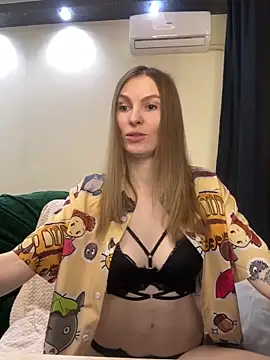 RachelBelI online show from March 18, 11:20 pm