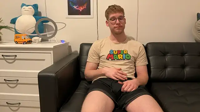 BlueEyedTallGuy94 online show from December 21, 3:14 am