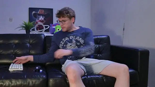 BlueEyedTallGuy94 online show from October 18, 1:08 am